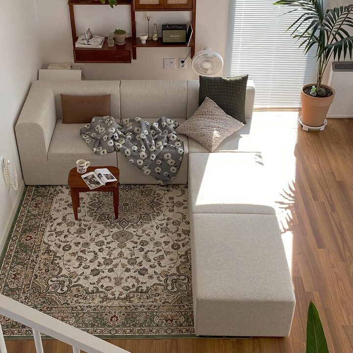 short form carousel card thumbnail