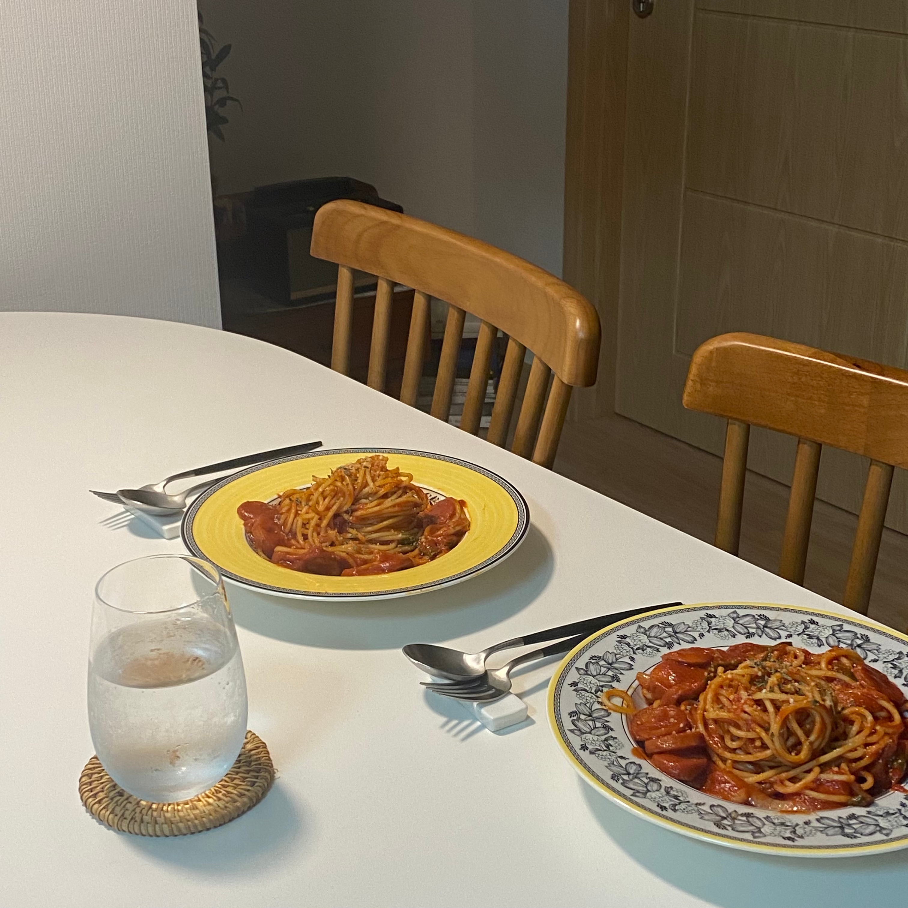 White Ceramic Spoon Rest Set (4-Piece) user photo