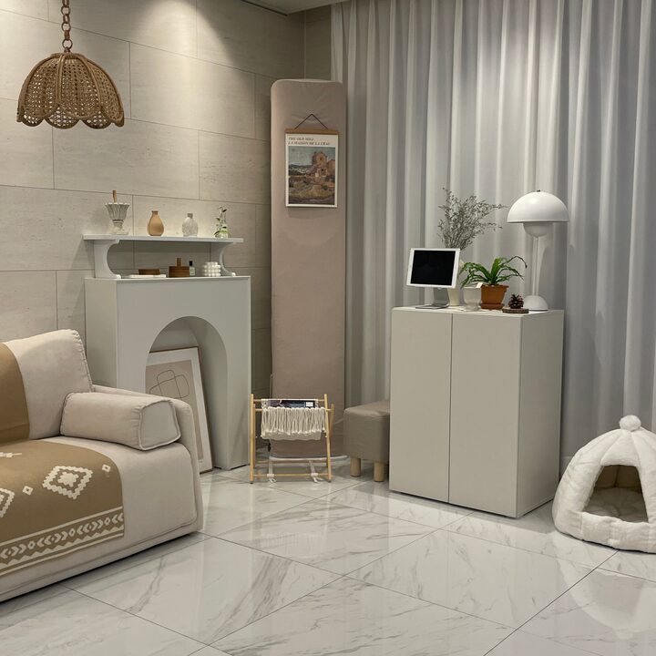 short form carousel card thumbnail