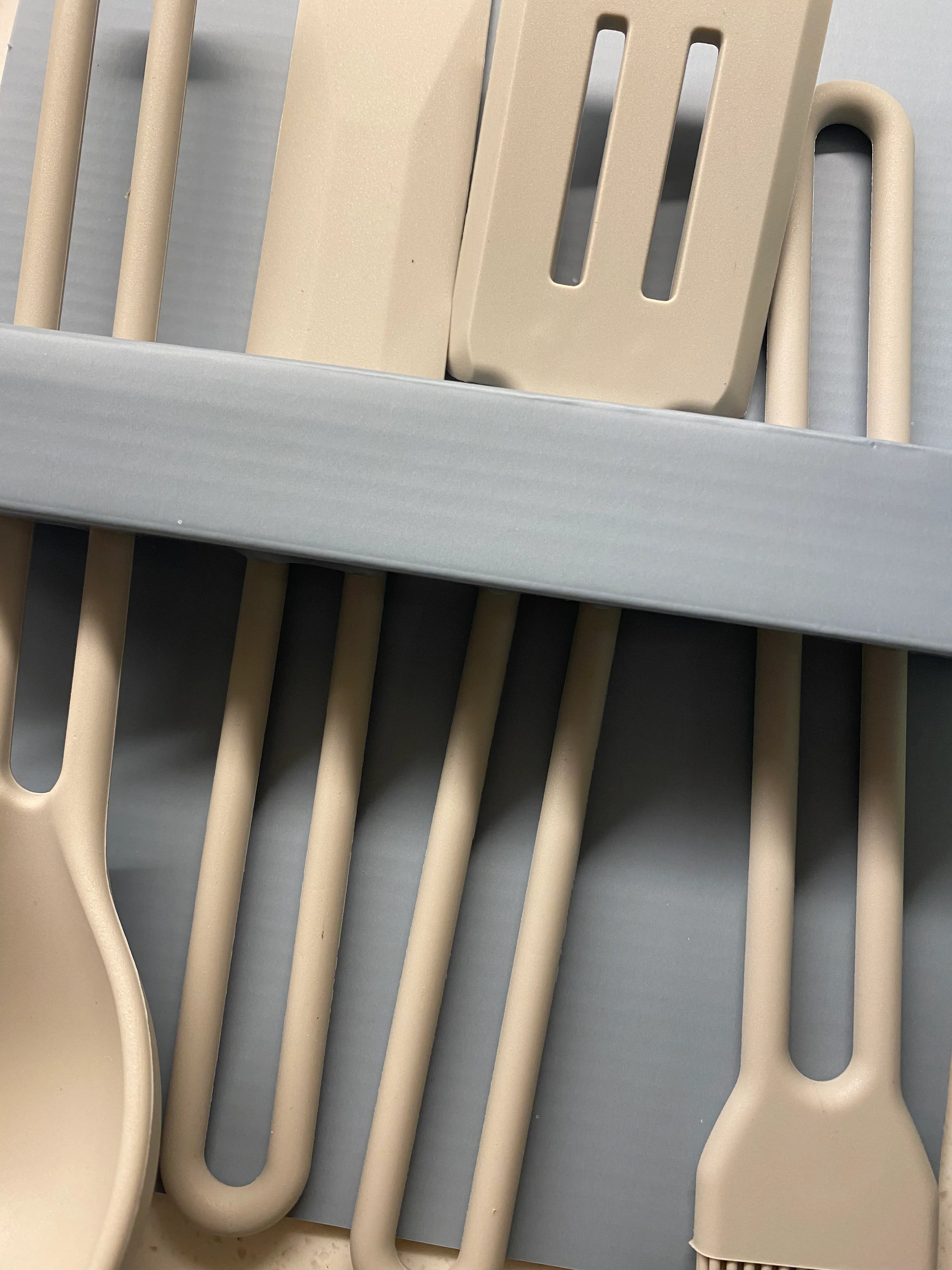 Awesome Silicone Kitchen Utensil Set (4-Piece) user photo