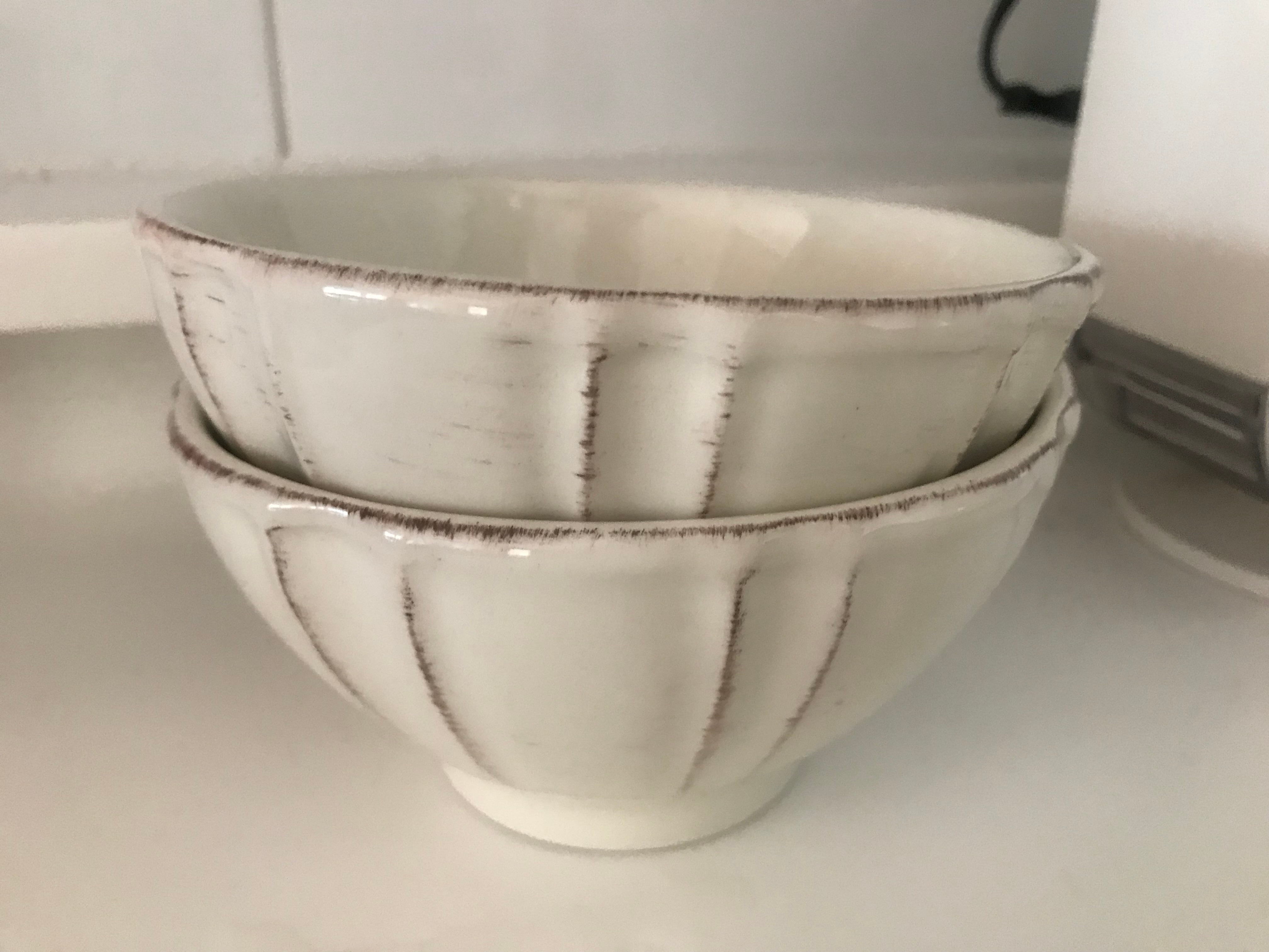 Soft Grid Ceramic Bowl user photo