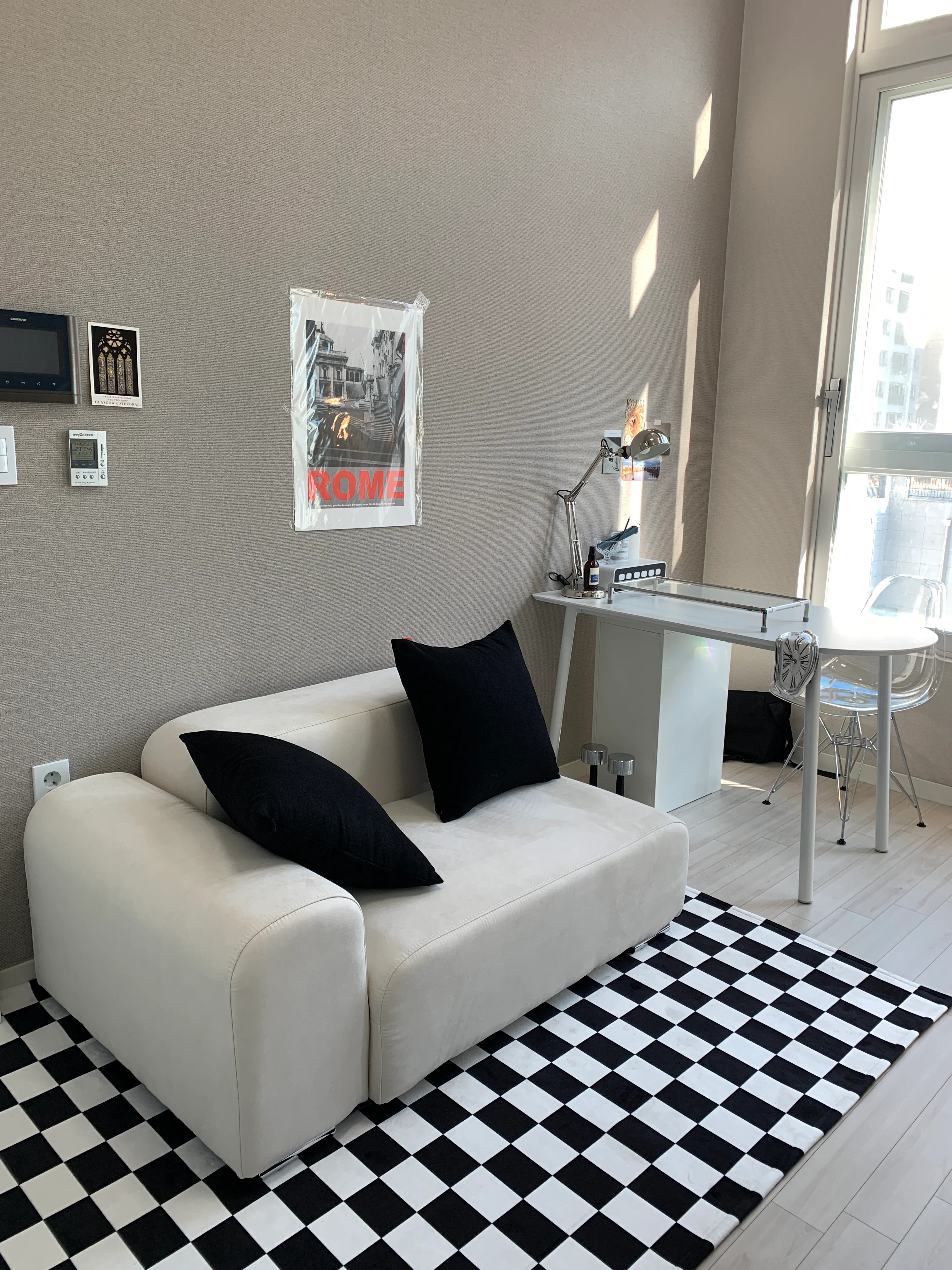 short form carousel card thumbnail