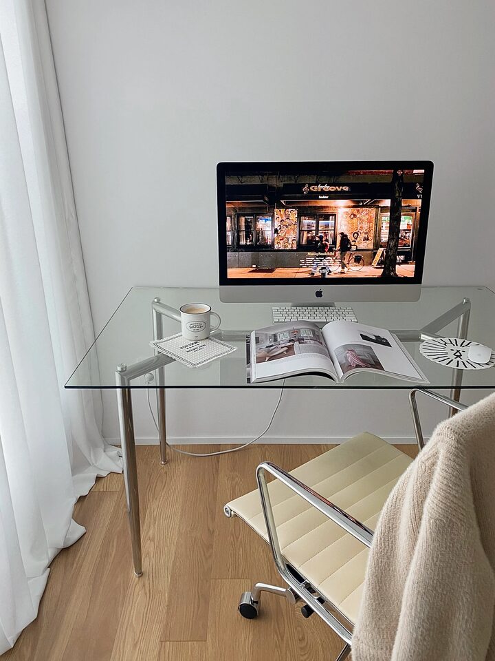 short form carousel card thumbnail