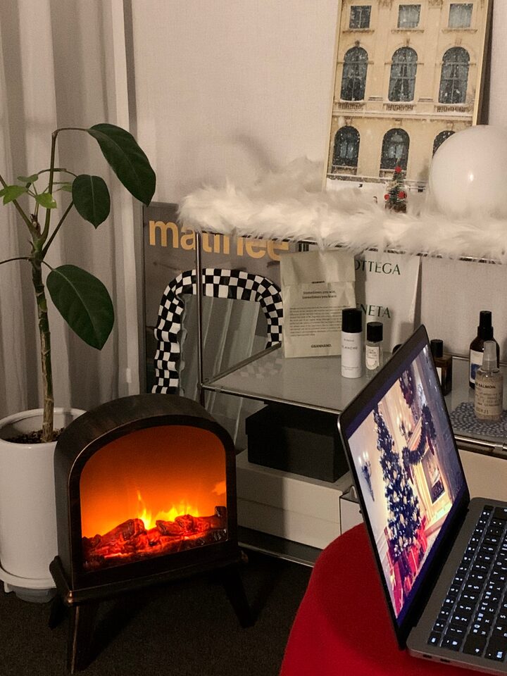 short form carousel card thumbnail