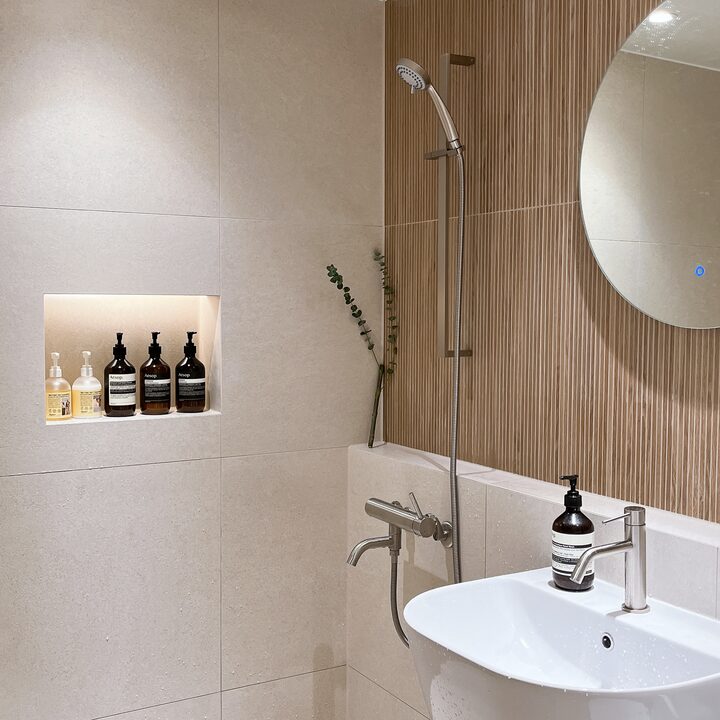 short form carousel card thumbnail