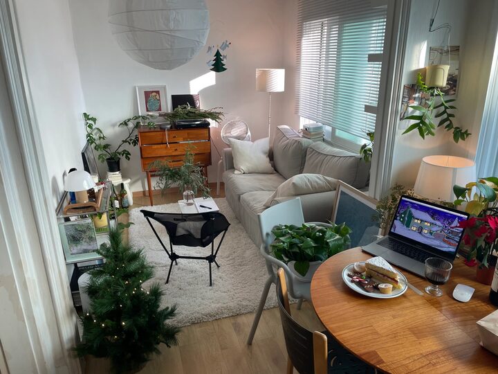 short form carousel card thumbnail