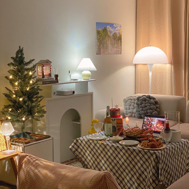 short form carousel card thumbnail