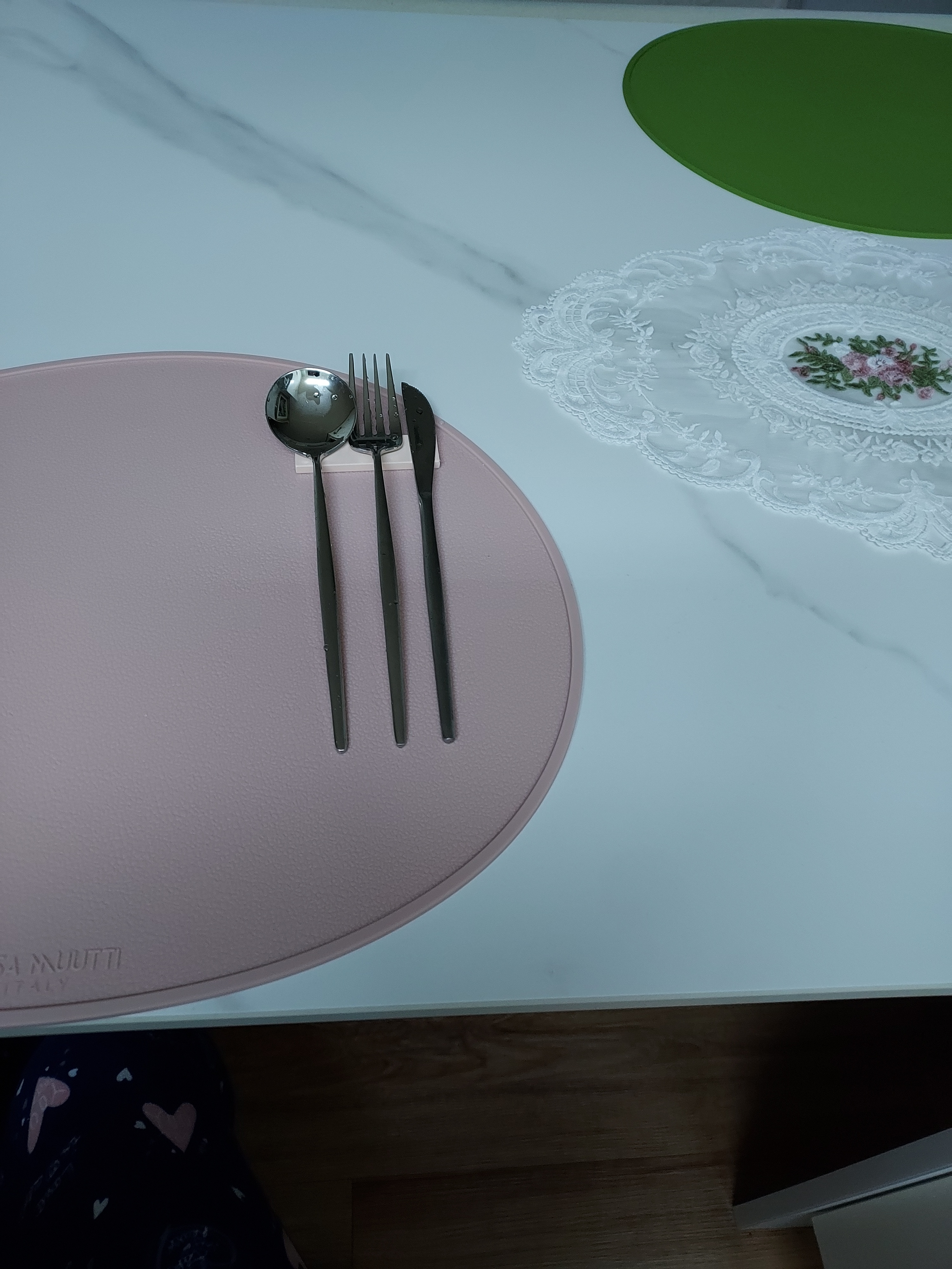 Queens Cutlery Dinner Set (3-Piece) user photo