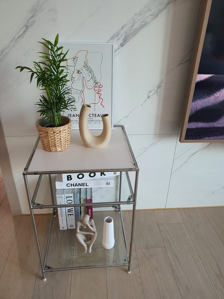 short form carousel card thumbnail