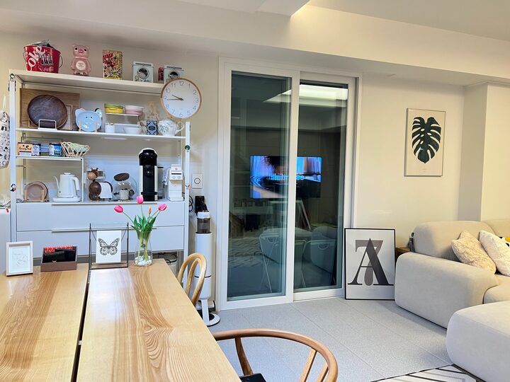 short form carousel card thumbnail