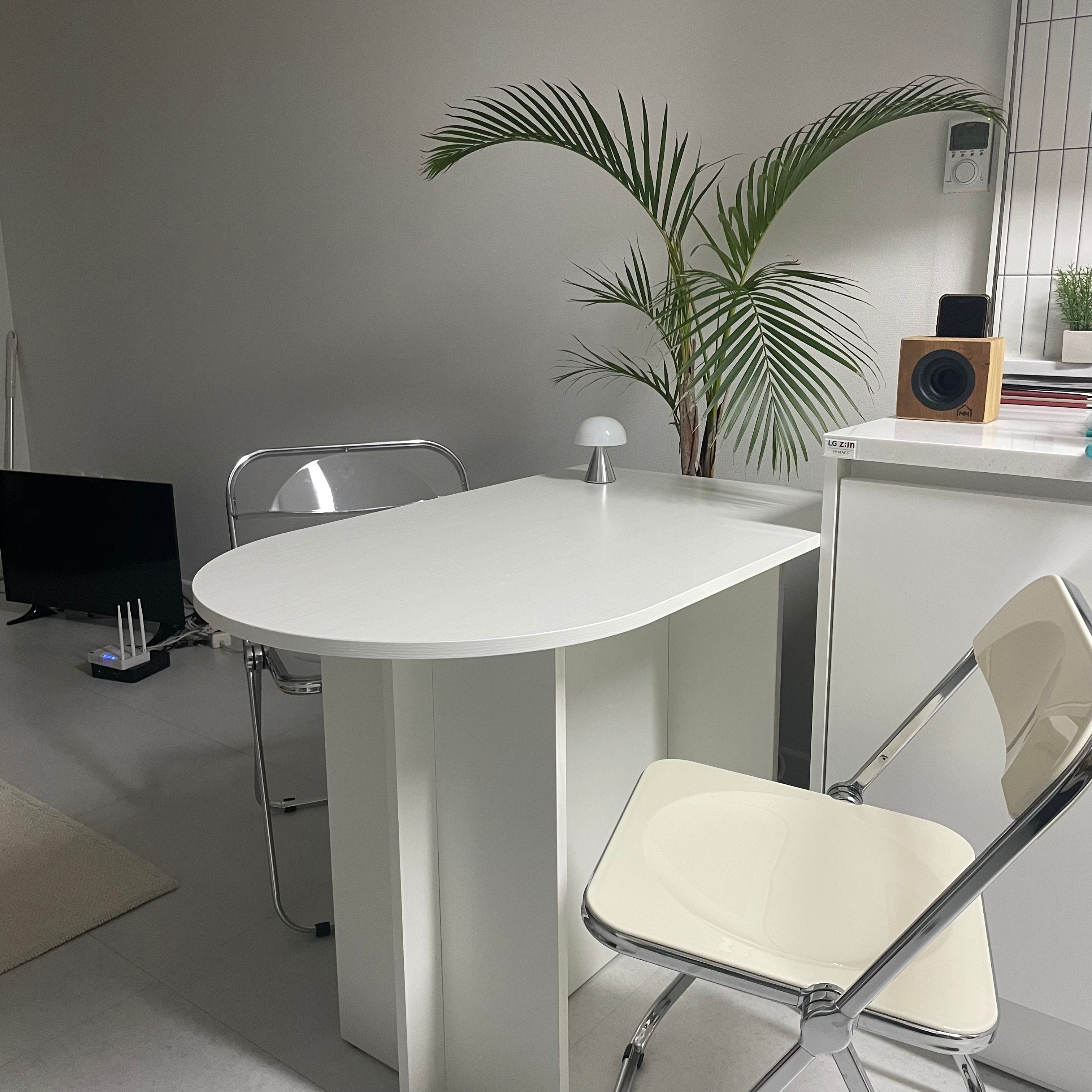 Semi-Oval Dining Table user photo