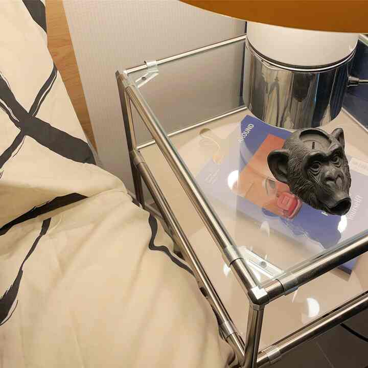 ユニークなモンキーキャンドル。  新婚草のプレゼントをもらったが、まだまだ気に入っている。 