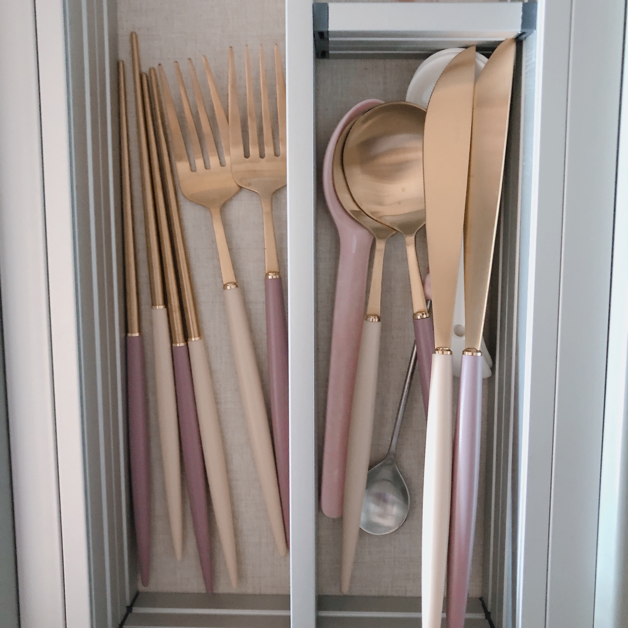 Bijou Minimal Dinner Cutlery Set (4-Piece) user photo