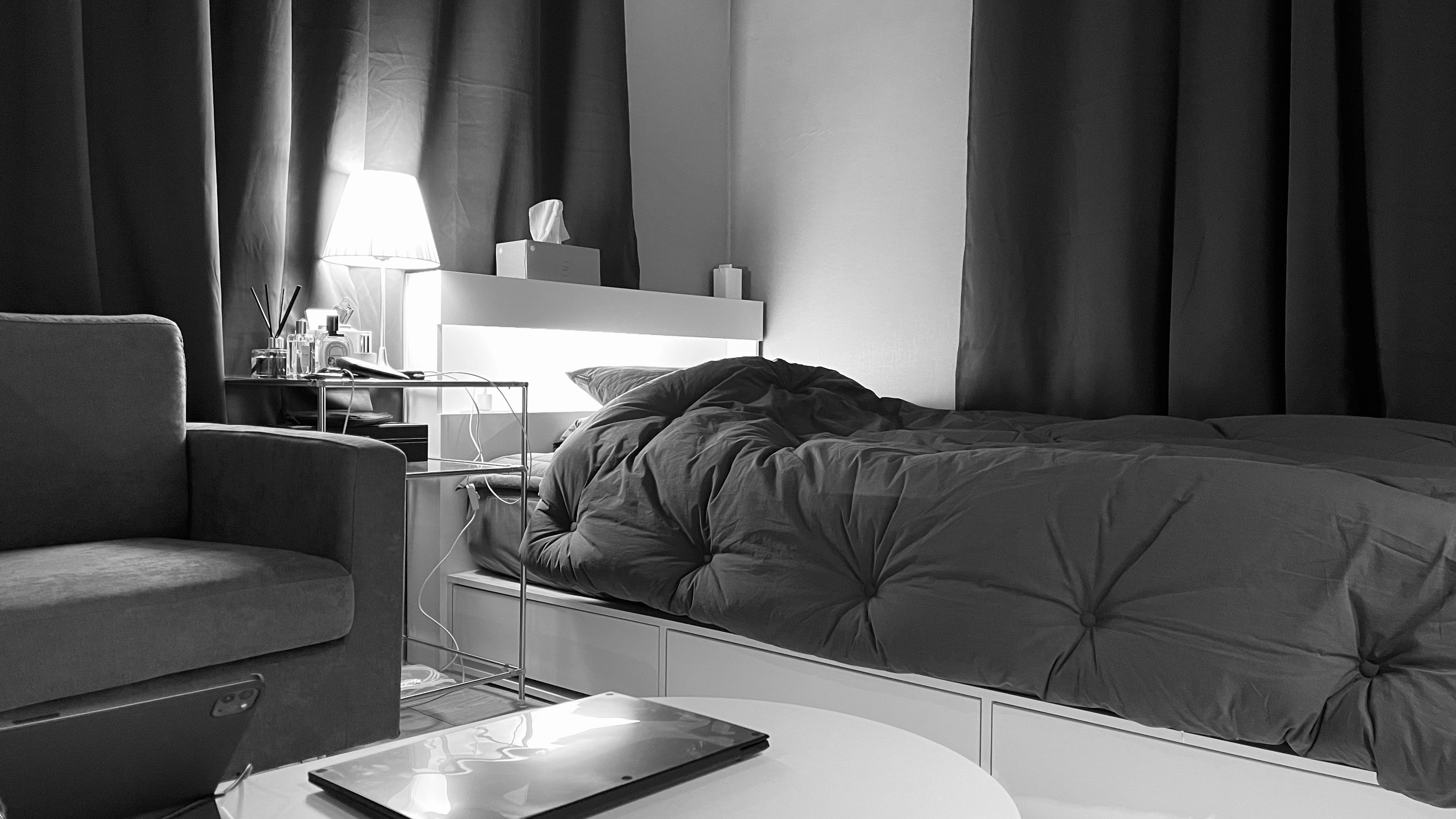 Foldable Oval Low Coffee Table user photo