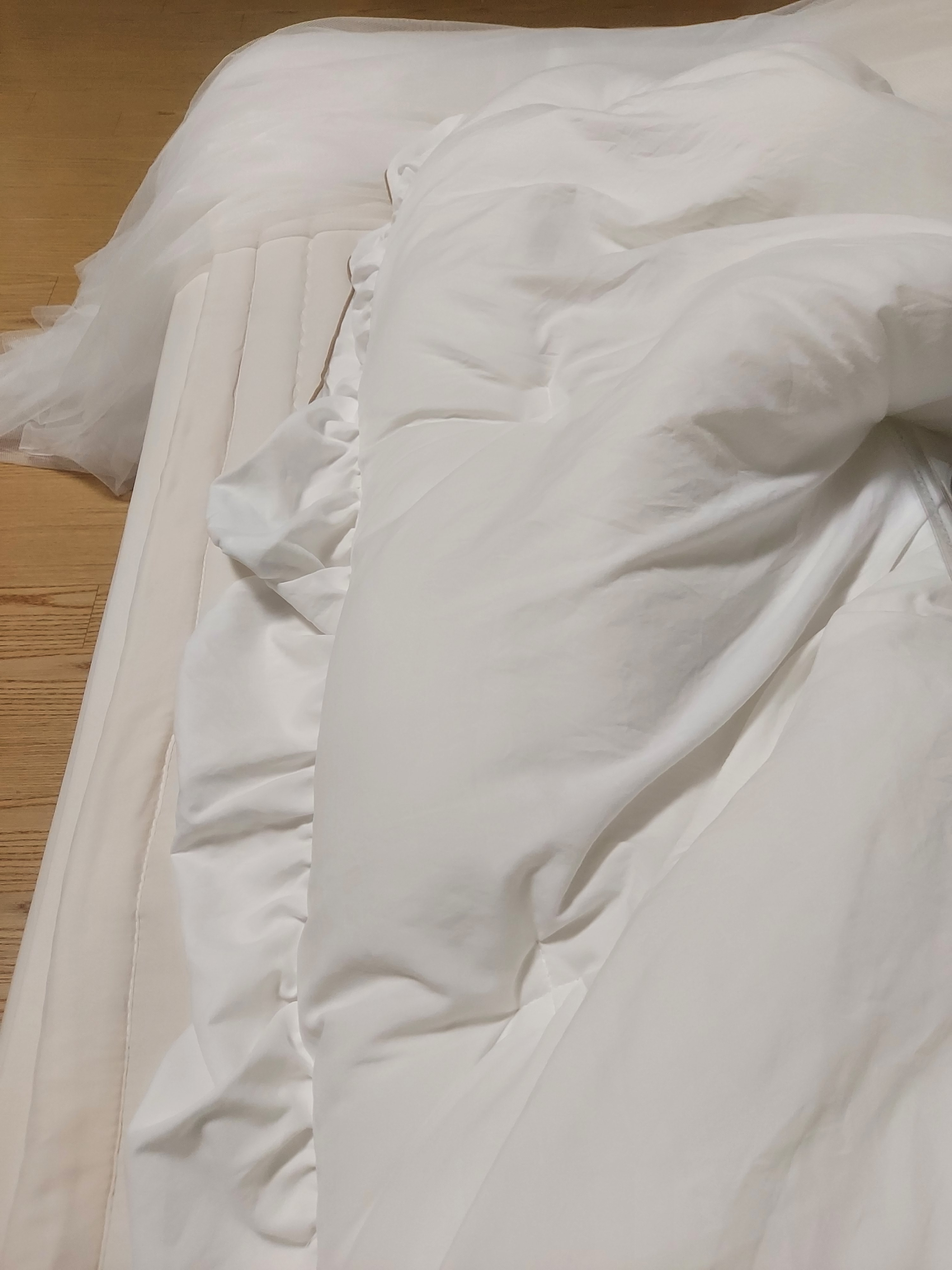 Soft Mood Hotel Frill Pillowcase user photo