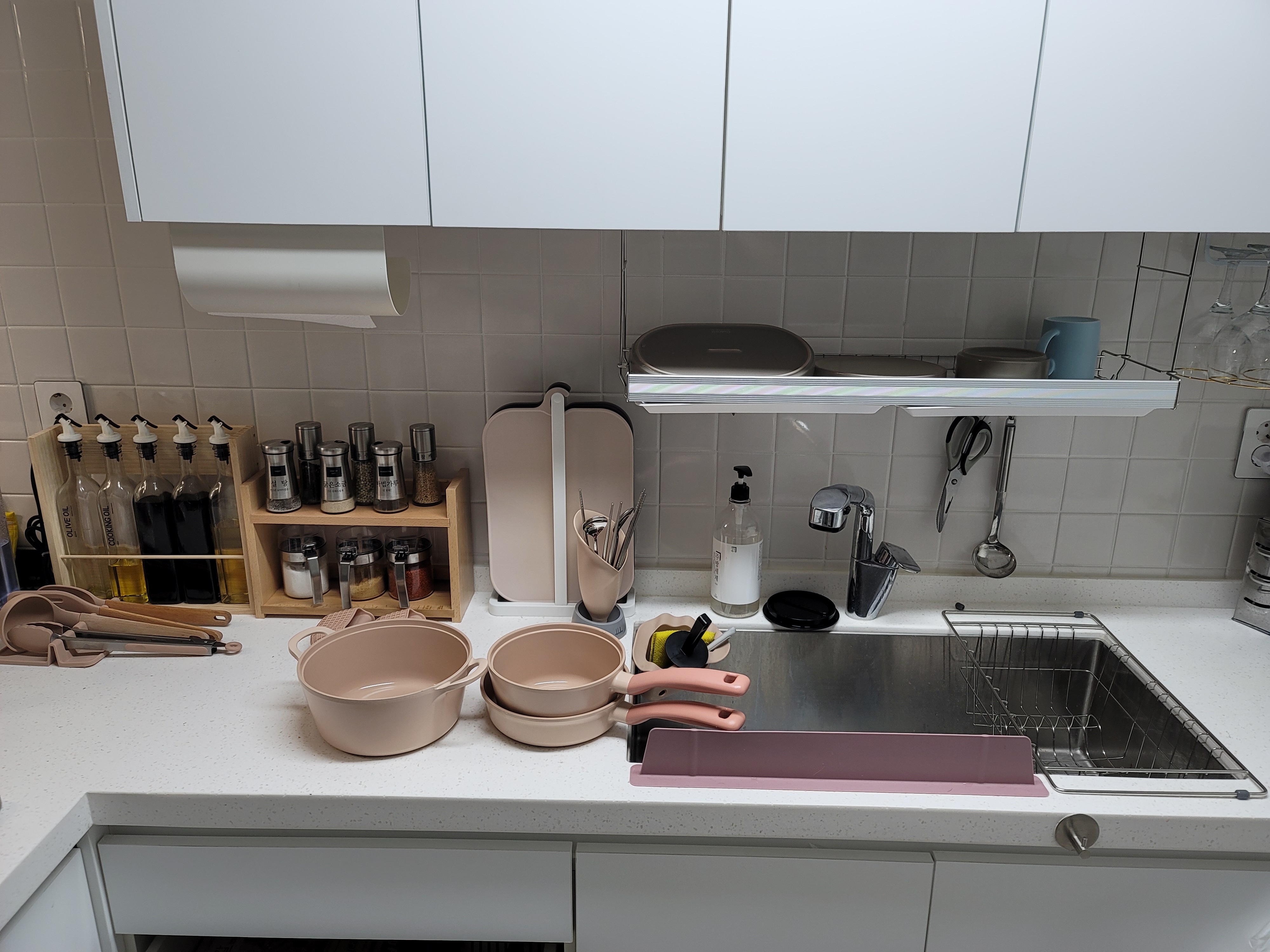 Neo Woody Pink Kitchen Utensil Set (4-Piece) user photo