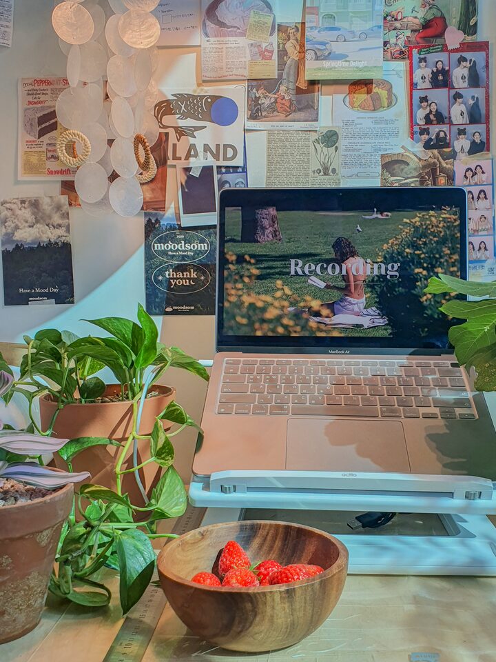 short form carousel card thumbnail