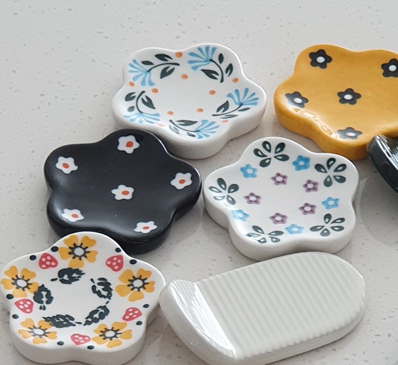 Floral Spoon Rest Set (5-Piece) user photo
