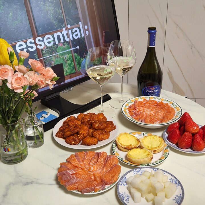 short form carousel card thumbnail