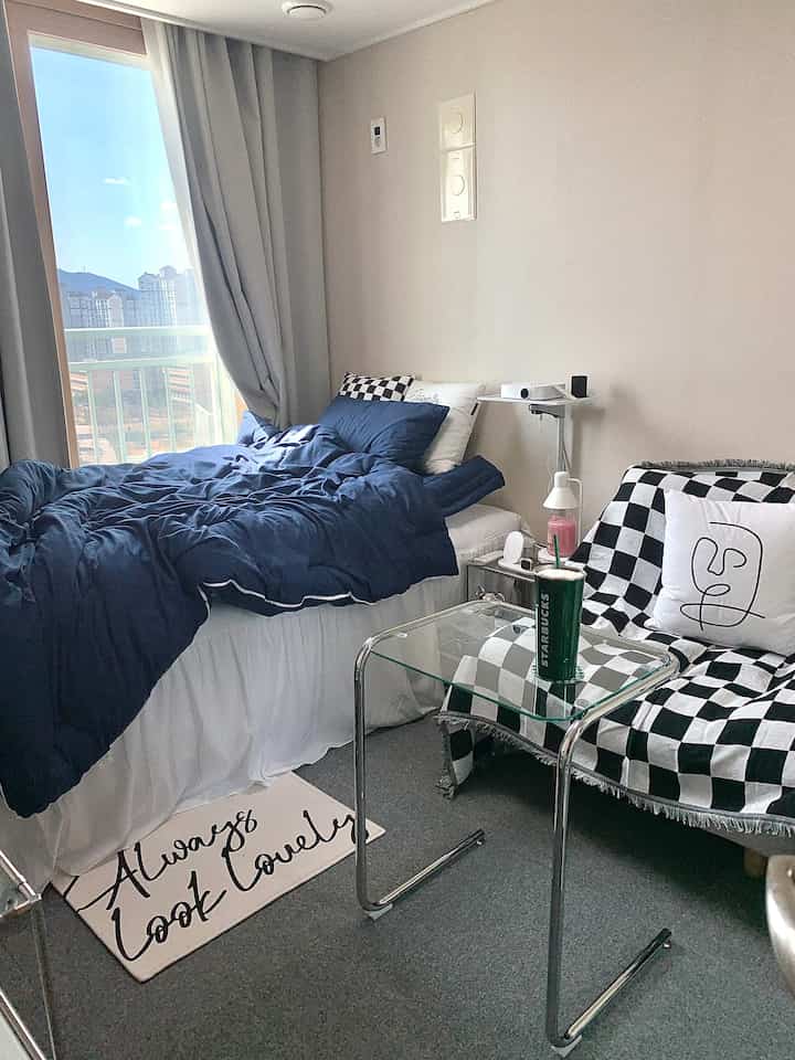 リアン サイドテーブル［2サイズ］を使ったコーディネート 1