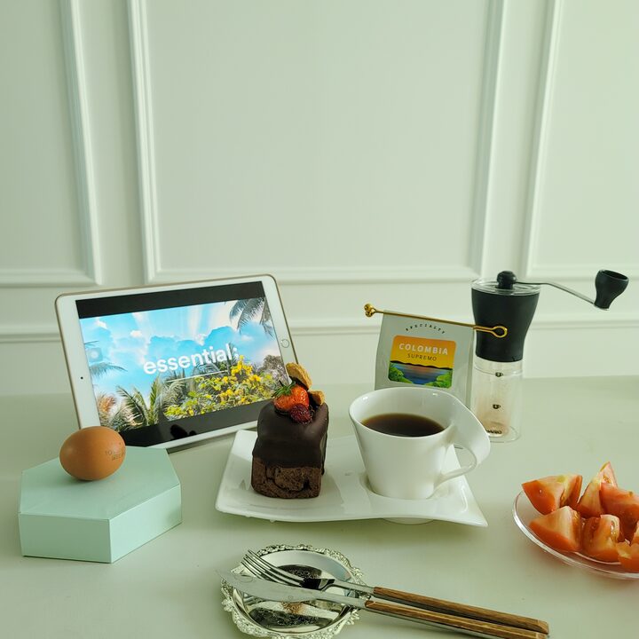 short form carousel card thumbnail