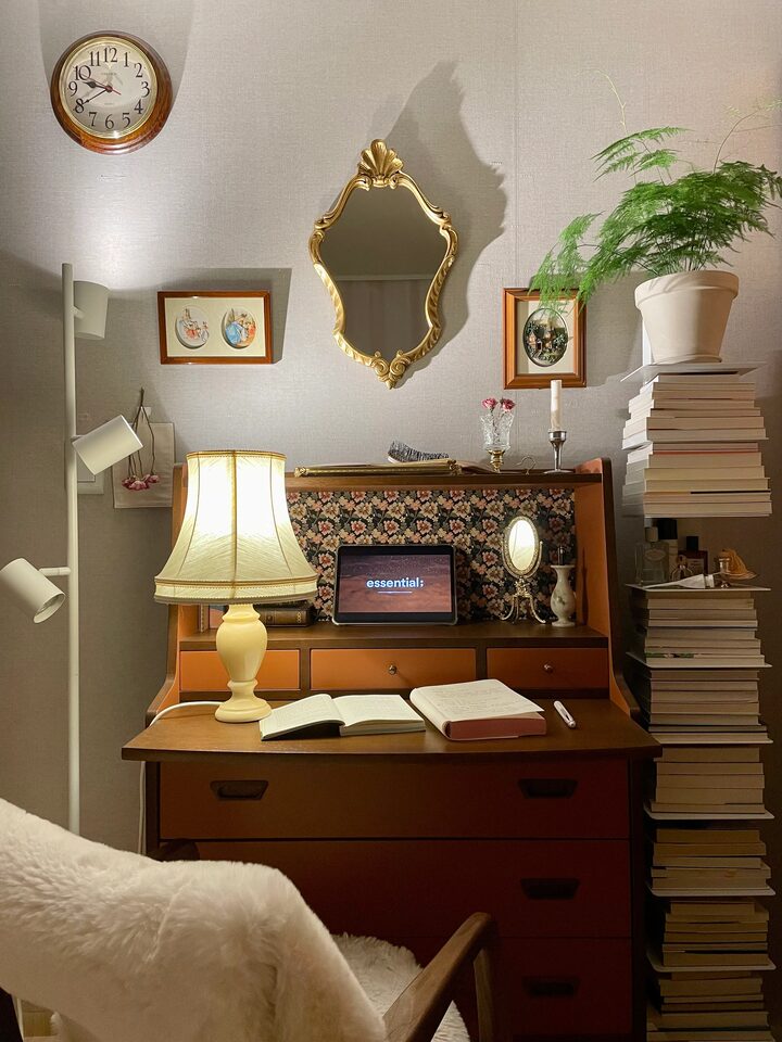 short form carousel card thumbnail