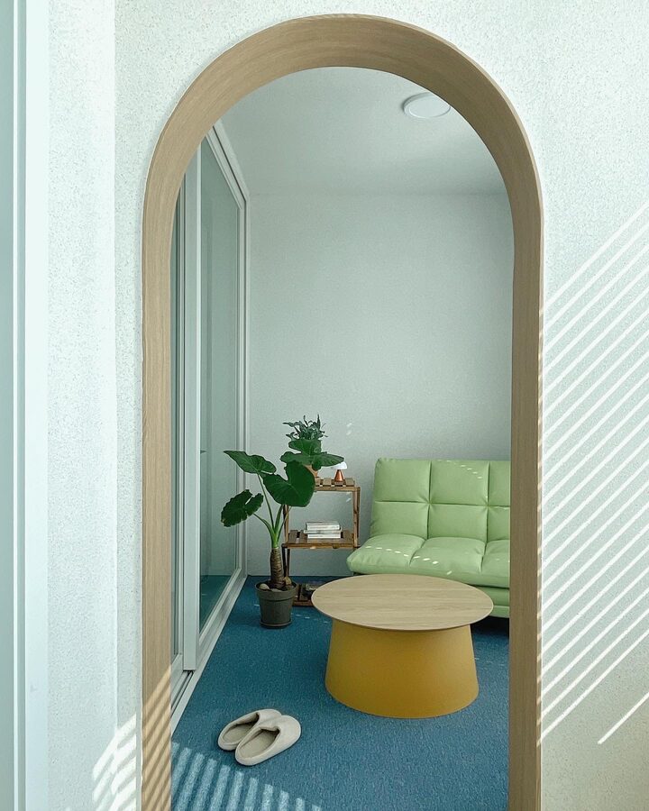 short form carousel card thumbnail