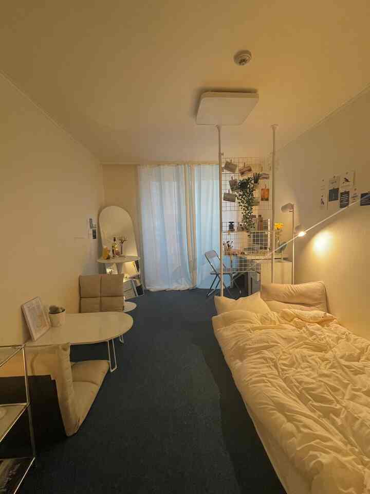 It's a bedroom/living room!
I laid all the carpet tiles myself on the floor
I've been taking care of it for a week
I tried to create a home office/home cafe atmosphere with the lowest budget possible!