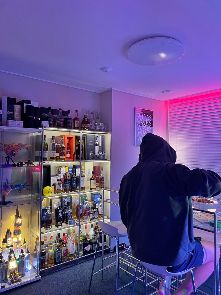 short form carousel card thumbnail