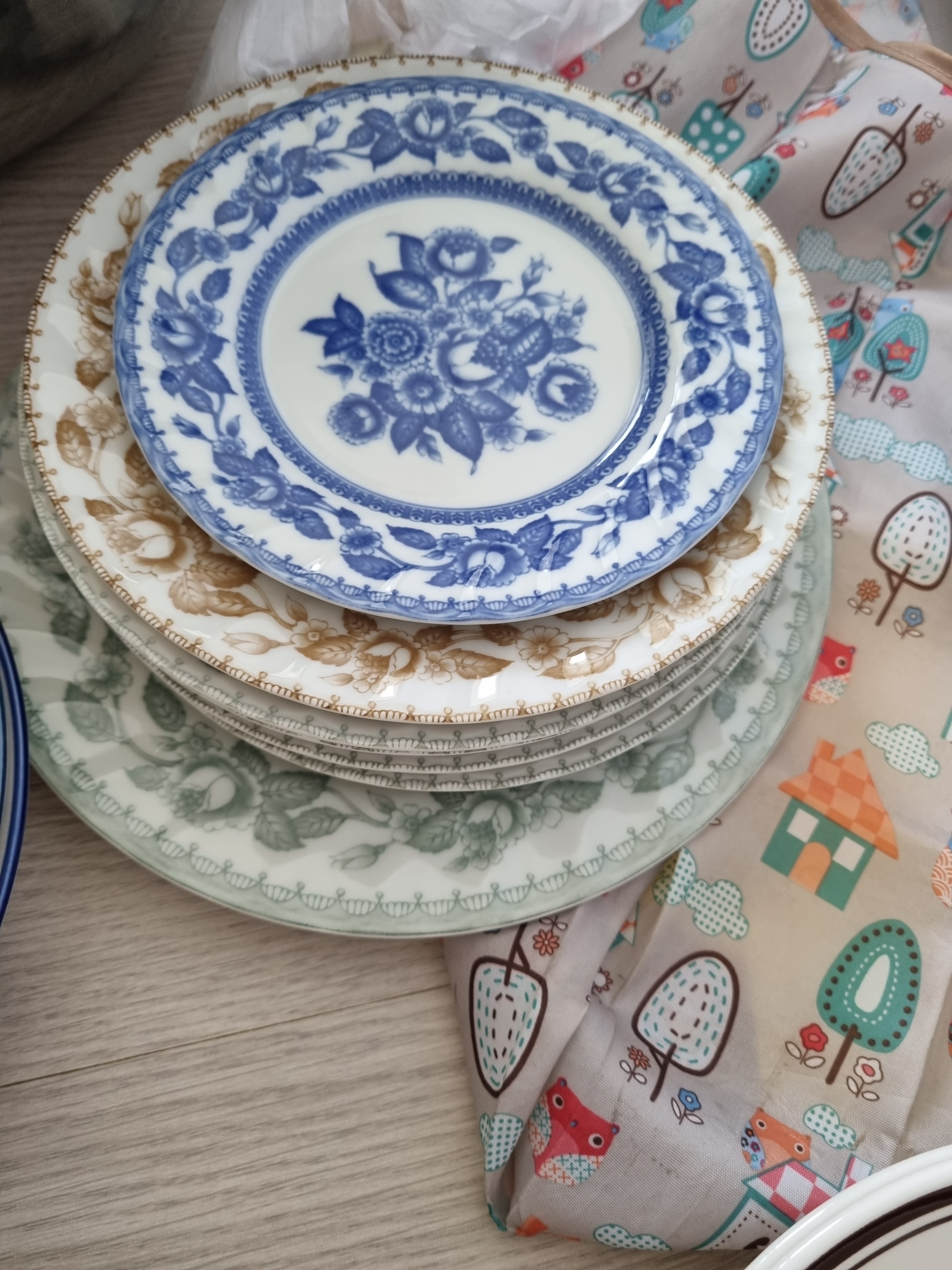 Vintage Floral Dessert Plate user photo