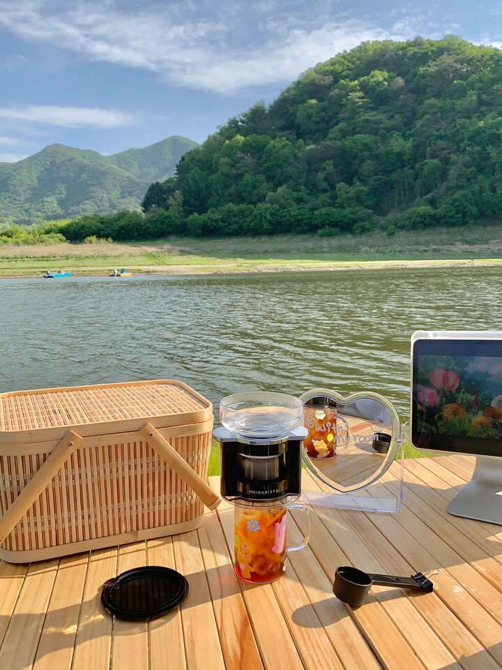 short form carousel card thumbnail