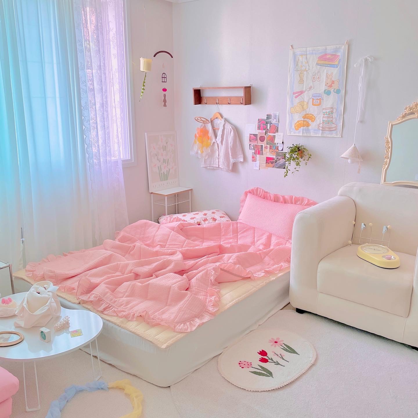 Pop Frill Seersucker Summer Comforter & Pillowcase Set user photo
