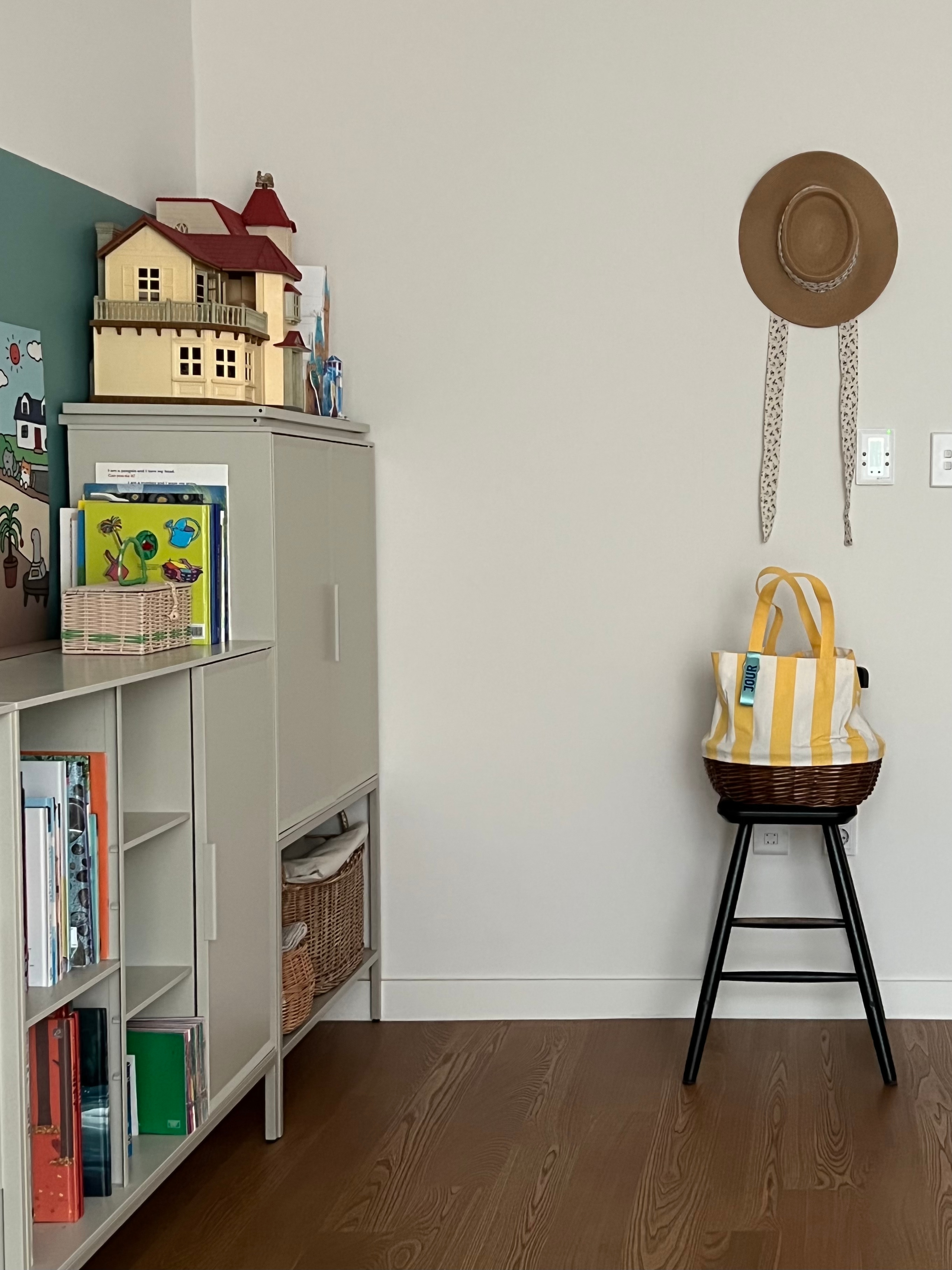 【よう】IKEA TULLSTORP トゥルストルプ キャビネット TULLSTORP cabinet, gray, 39x133/4x35