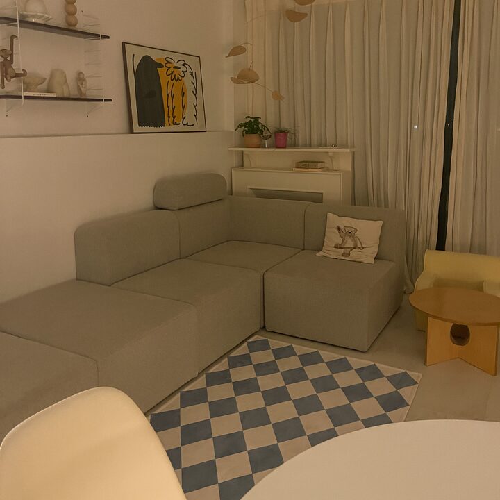 short form carousel card thumbnail