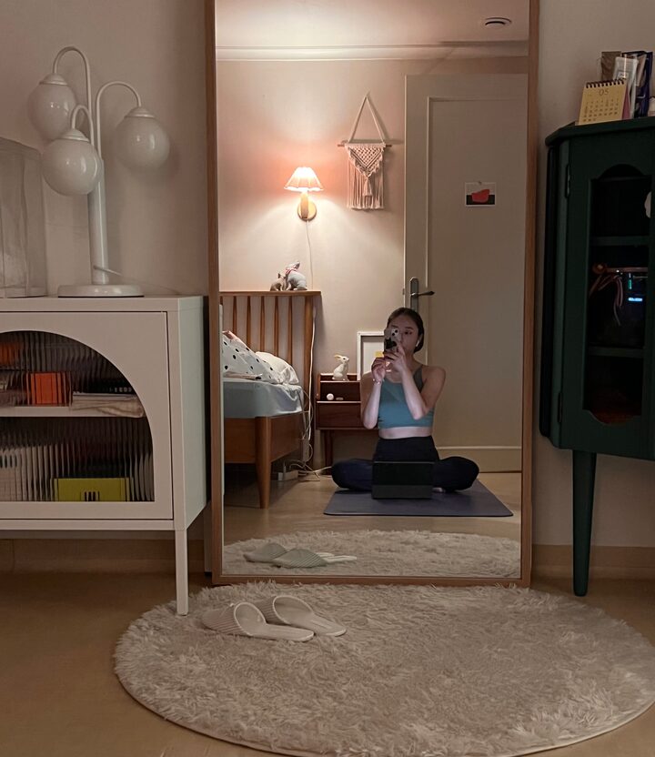 short form carousel card thumbnail