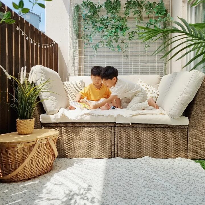 short form carousel card thumbnail