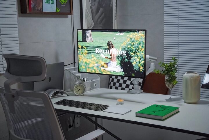 short form carousel card thumbnail