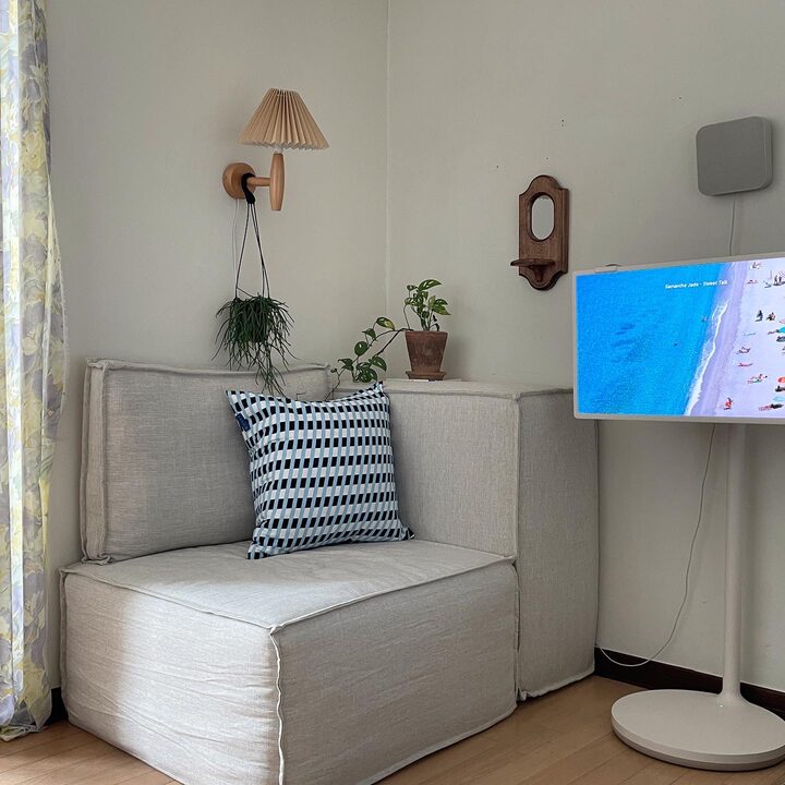 short form carousel card thumbnail