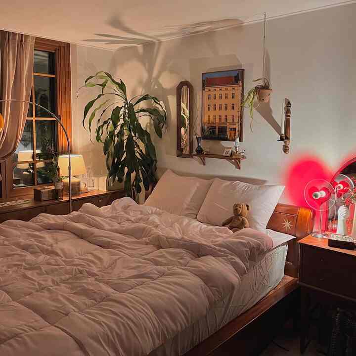 よく飾られた寝室で寝ると気持ちがいいです🥰
ポスターとしてポイント