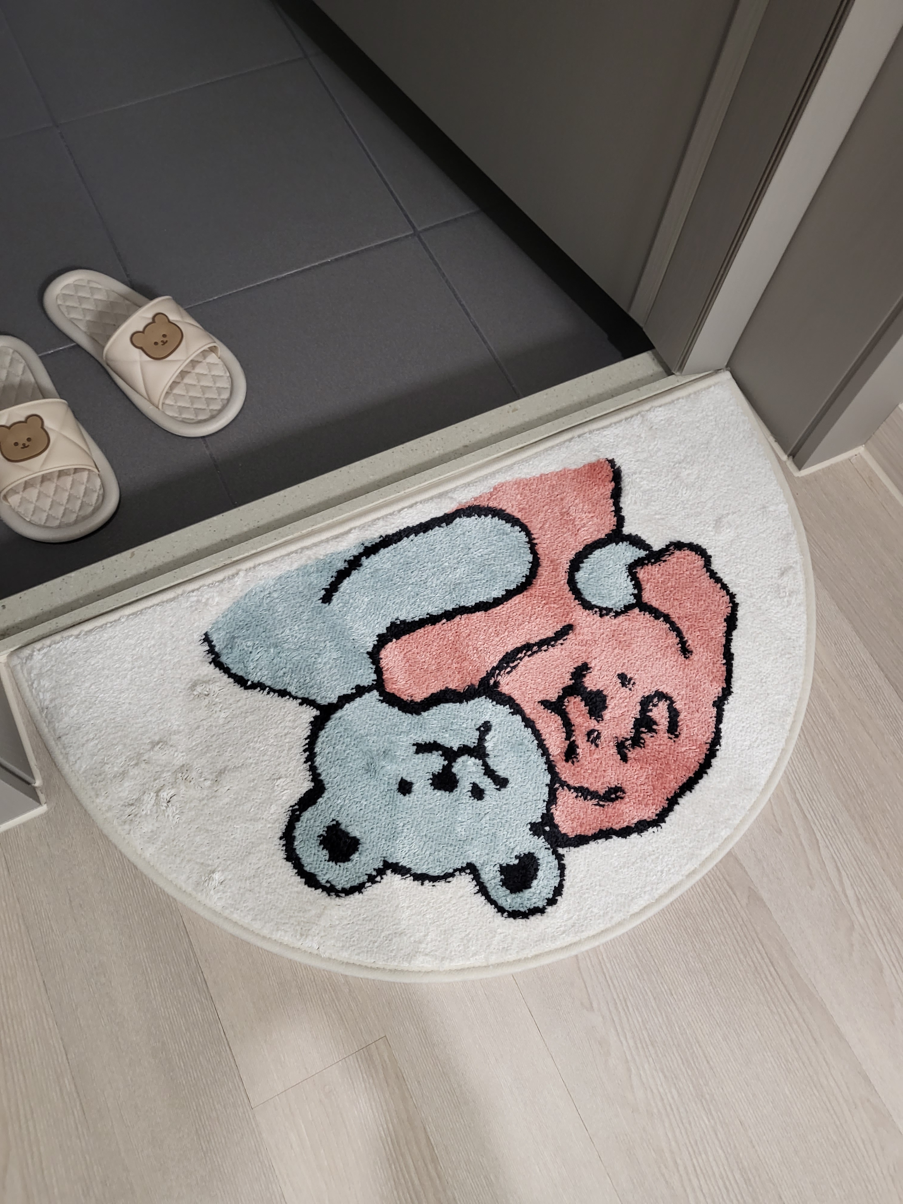 Hug Friends Soft Bath Mat user photo