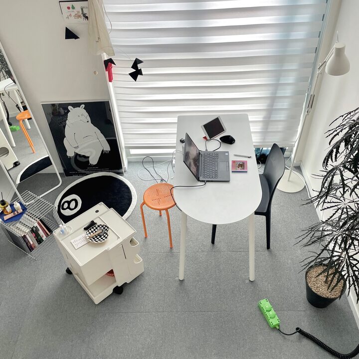 short form carousel card thumbnail