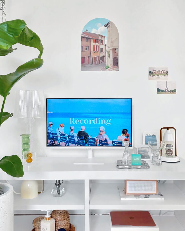 short form carousel card thumbnail