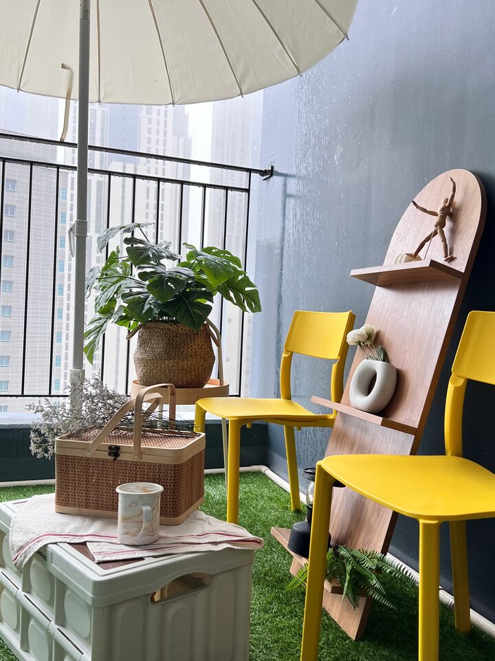 short form carousel card thumbnail