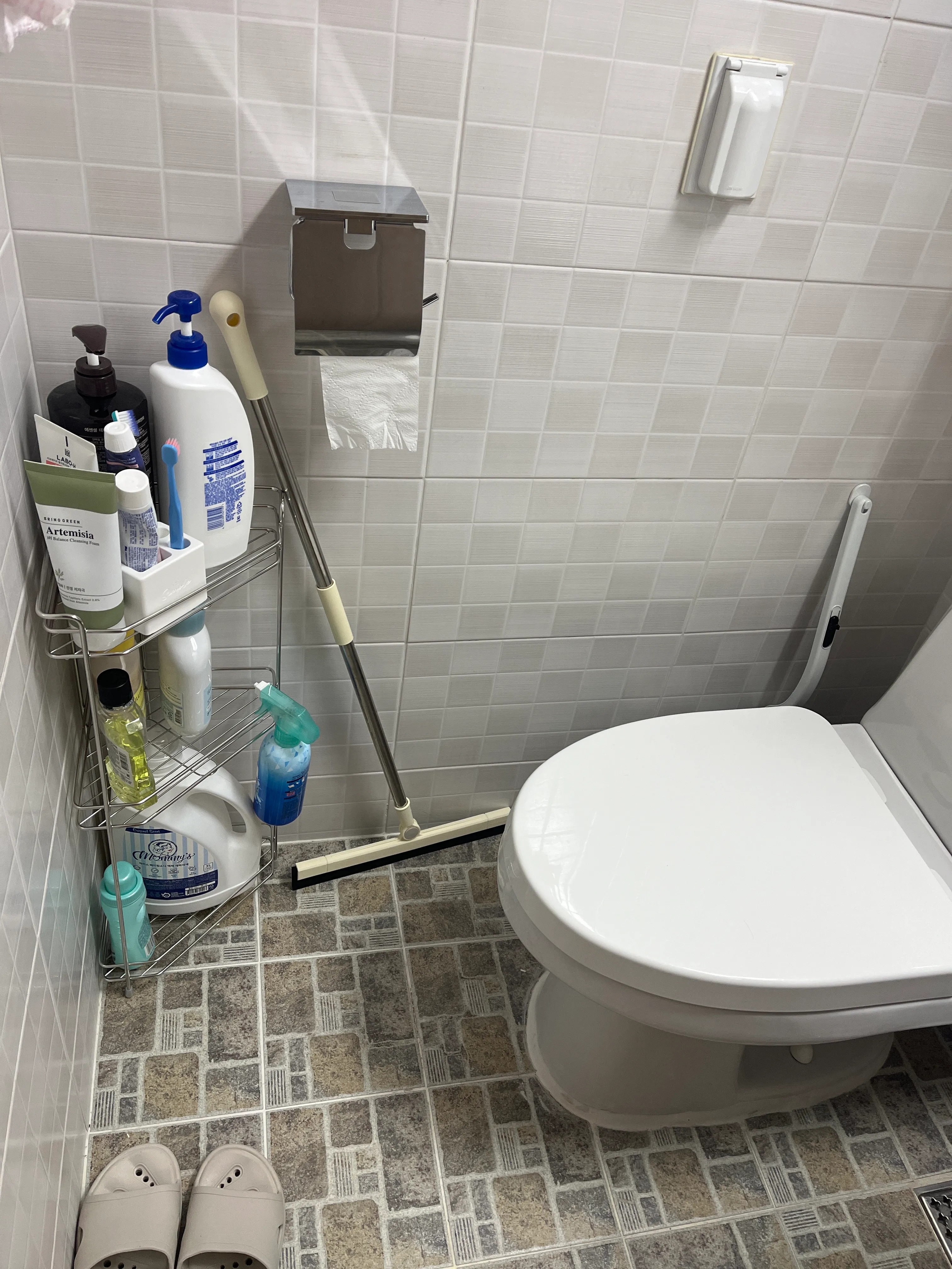 3-Tier Stainless Steel Bathroom Corner Shelf user photo
