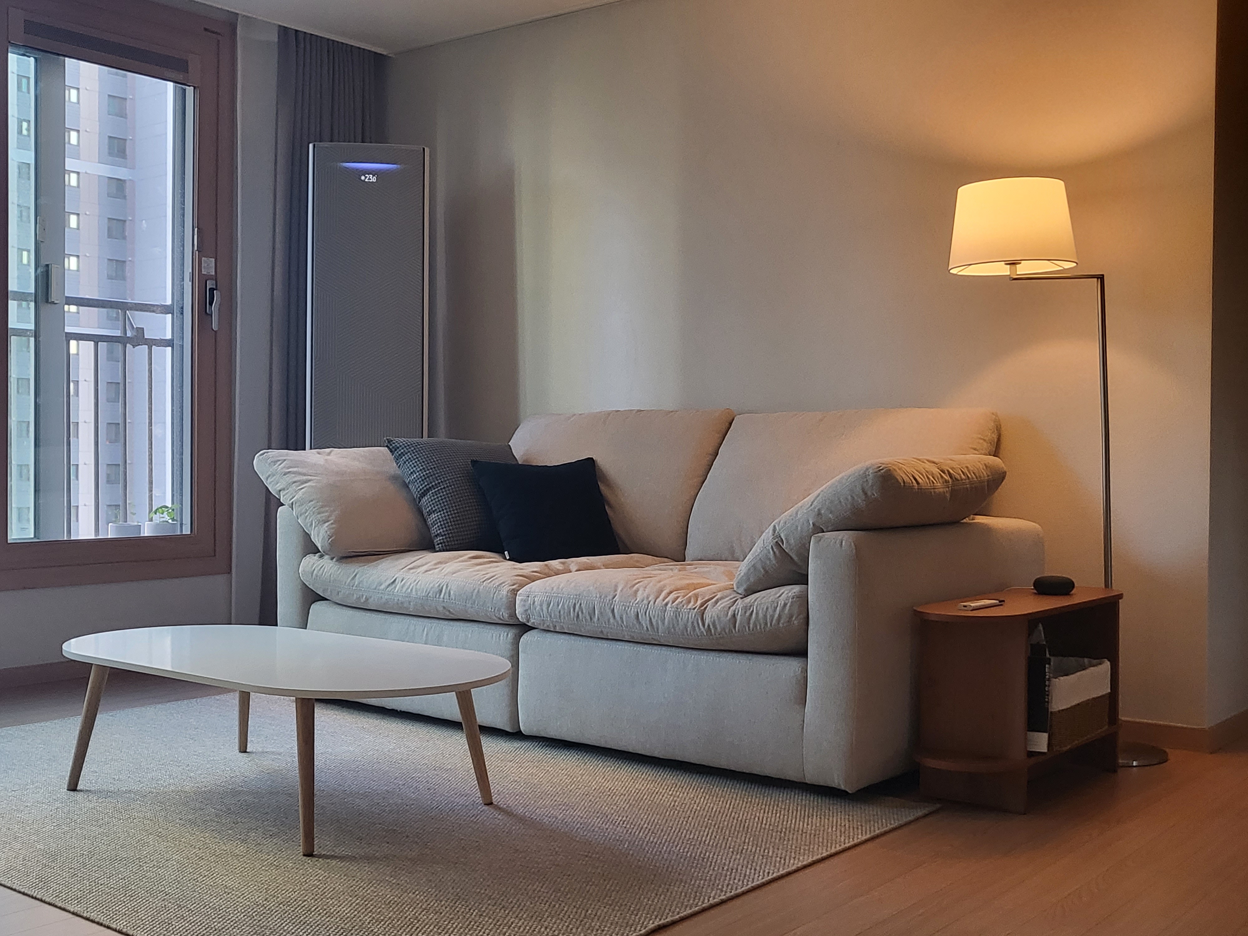 Plain Living Room Coffee Table user photo