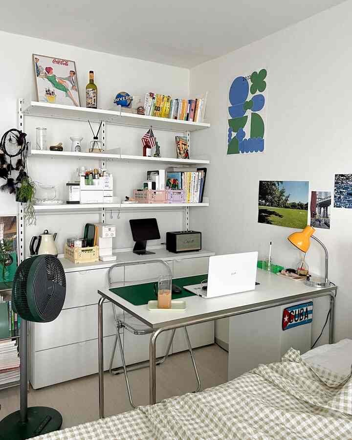 Penggantian meja kerja kantor rumah