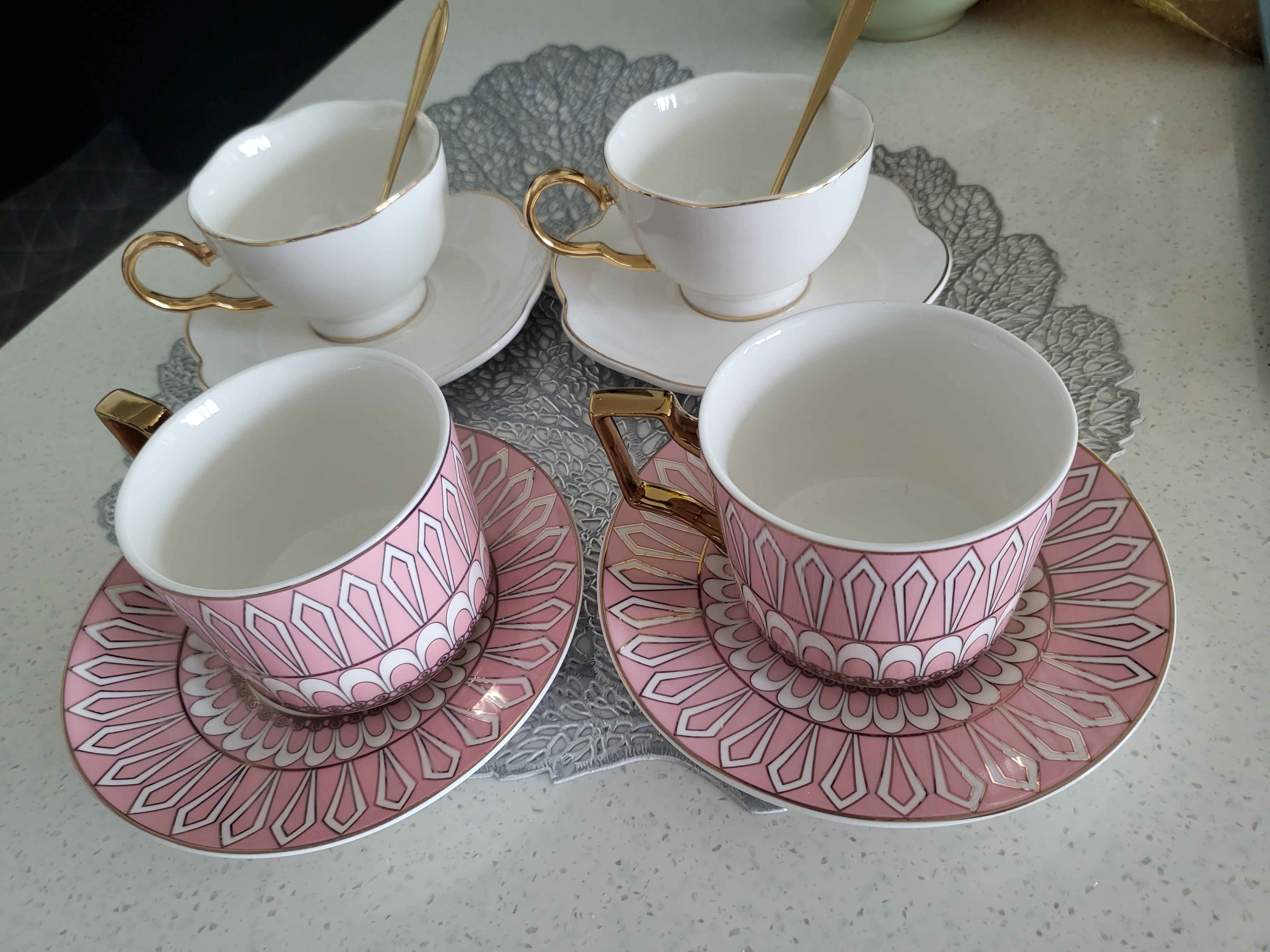 The Gold Lotus White Coffee Cup Set user photo