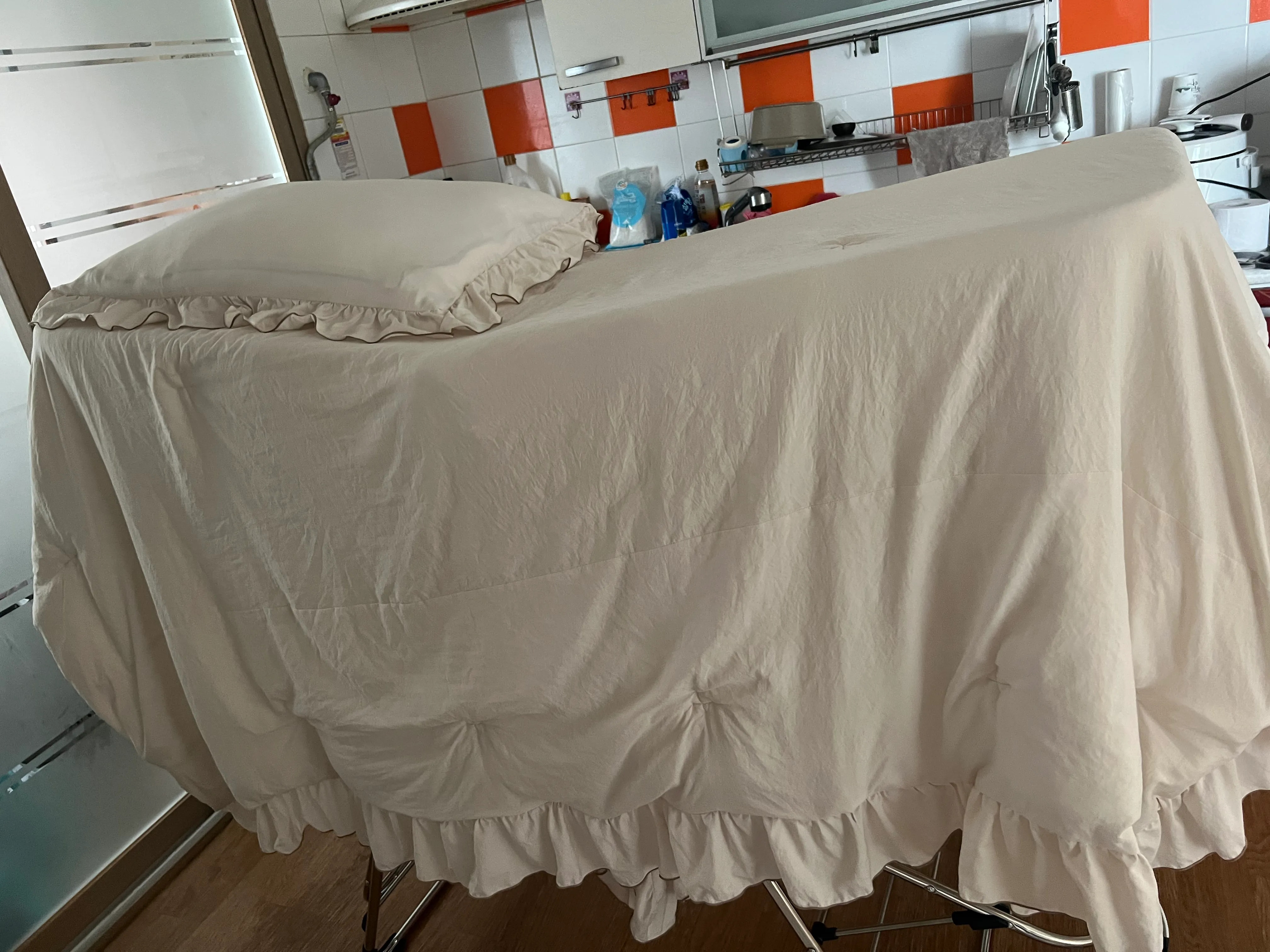 Soft Mood Hotel Frill Pillowcase user photo
