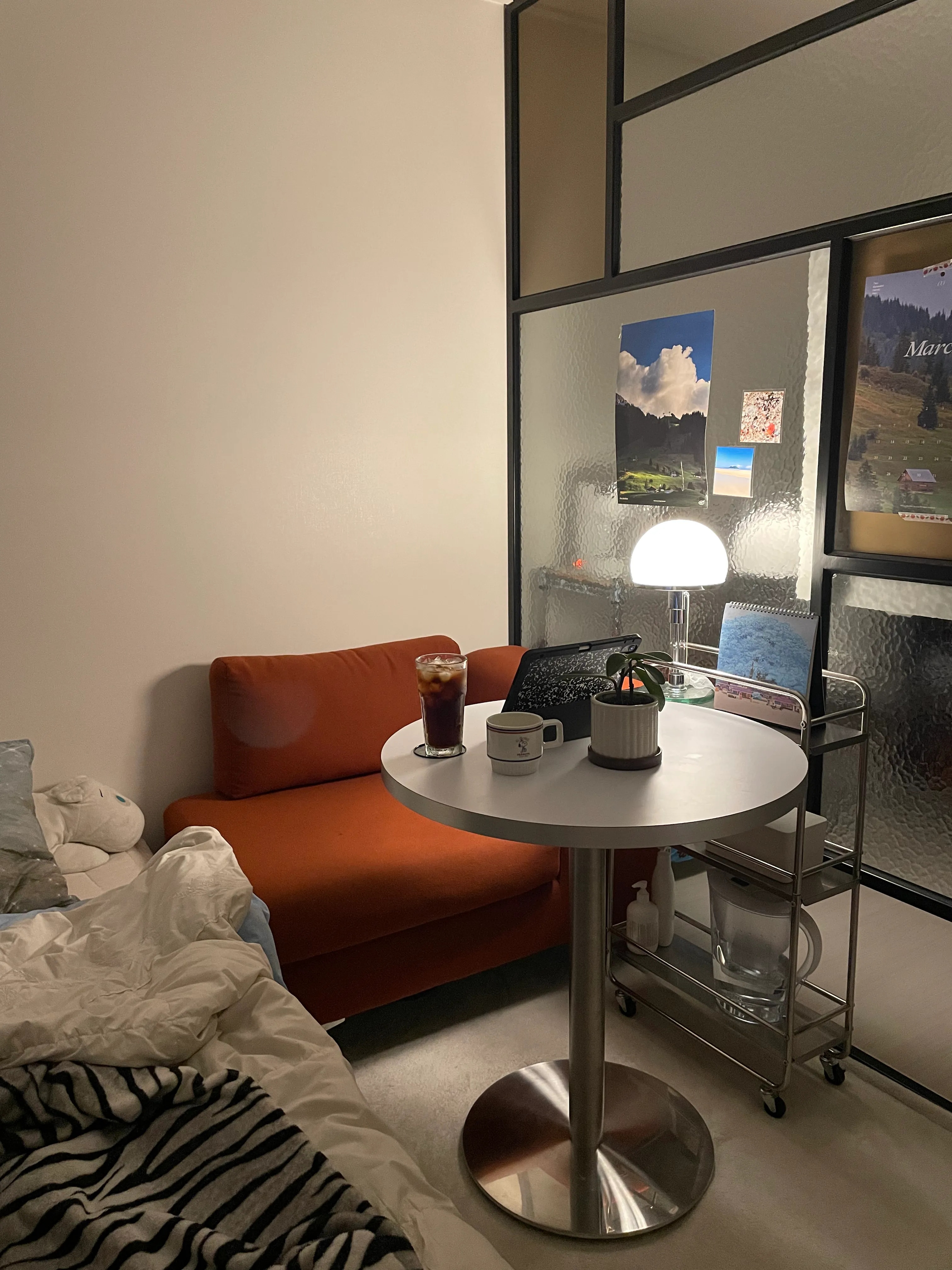 Slim Rolling Metal Storage Cart user photo