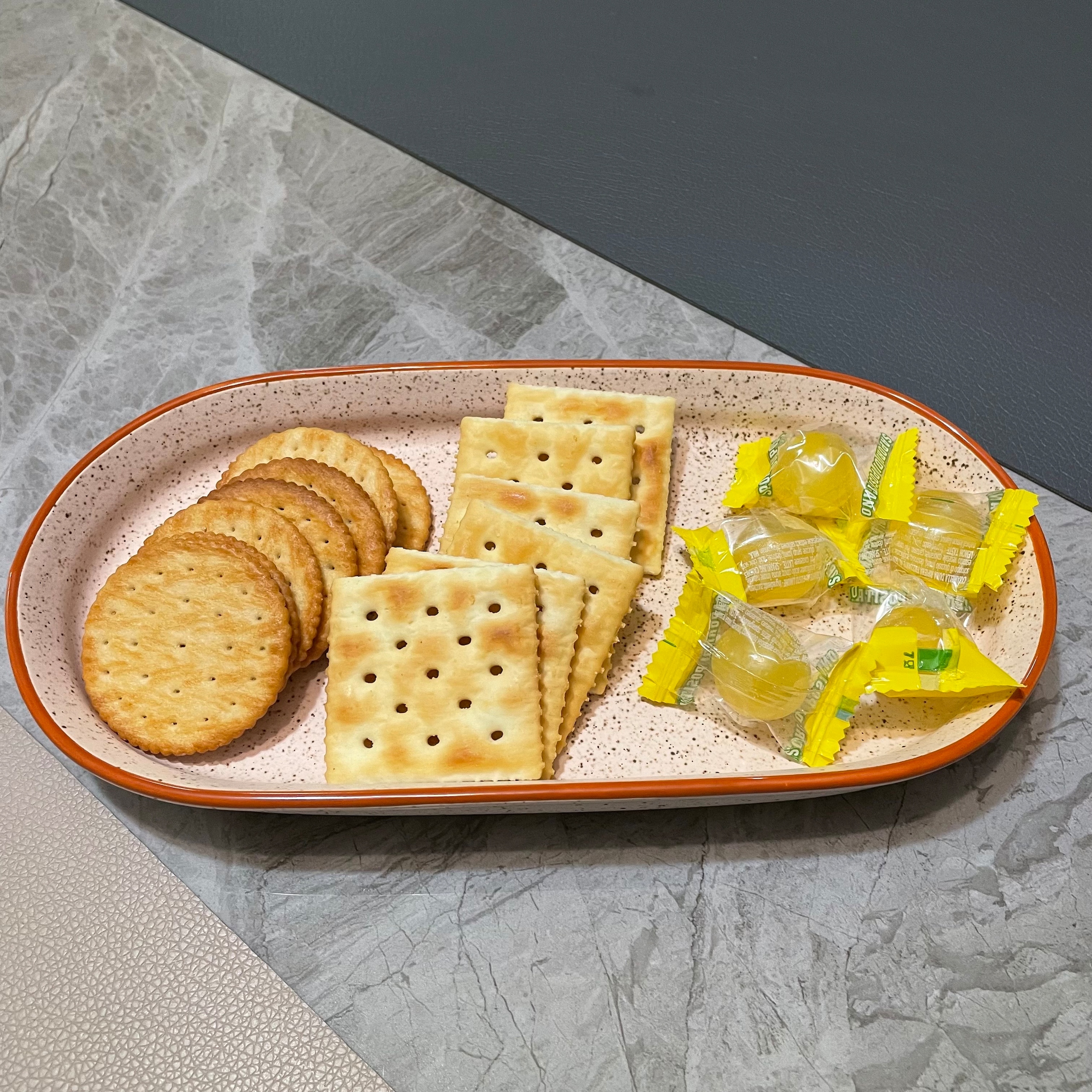 Pastel Speckled Long Plate user photo